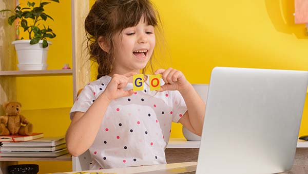 Child doing Online Remote Speech Therapy with Maria Nika